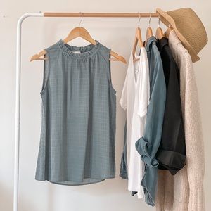 LOFT — Thin Smocked Shirt — XS — Blue